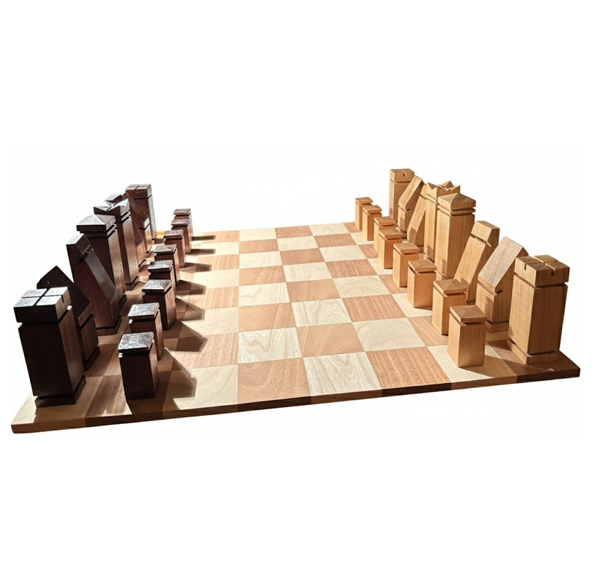 Jeu d'échecs grand format en noyer, orme et acajou